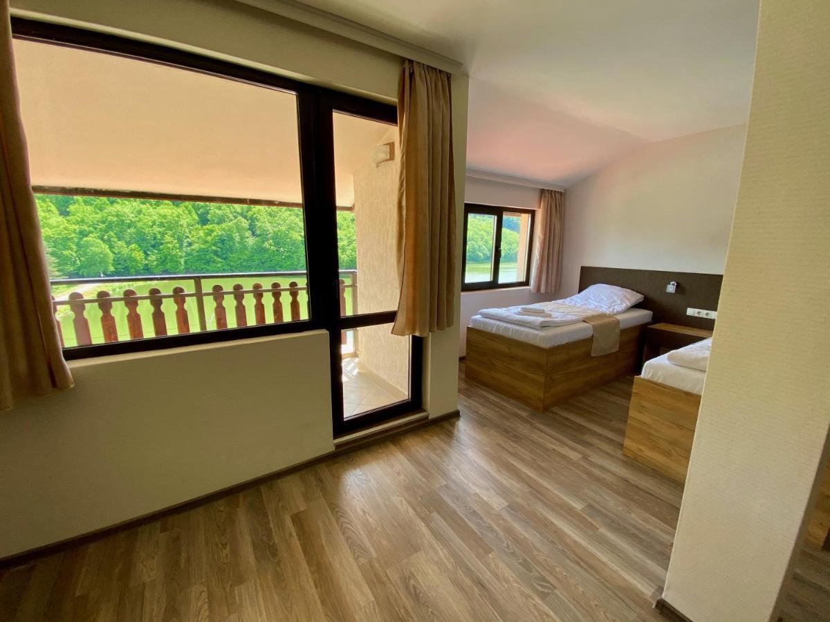 Tryavna Lake Hotel & Spa Esterno foto