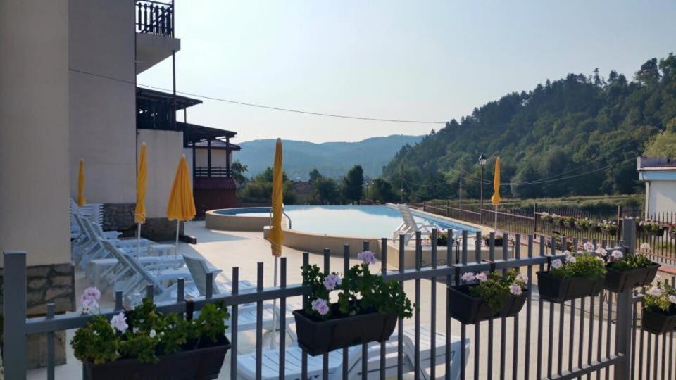 Tryavna Lake Hotel & Spa Esterno foto