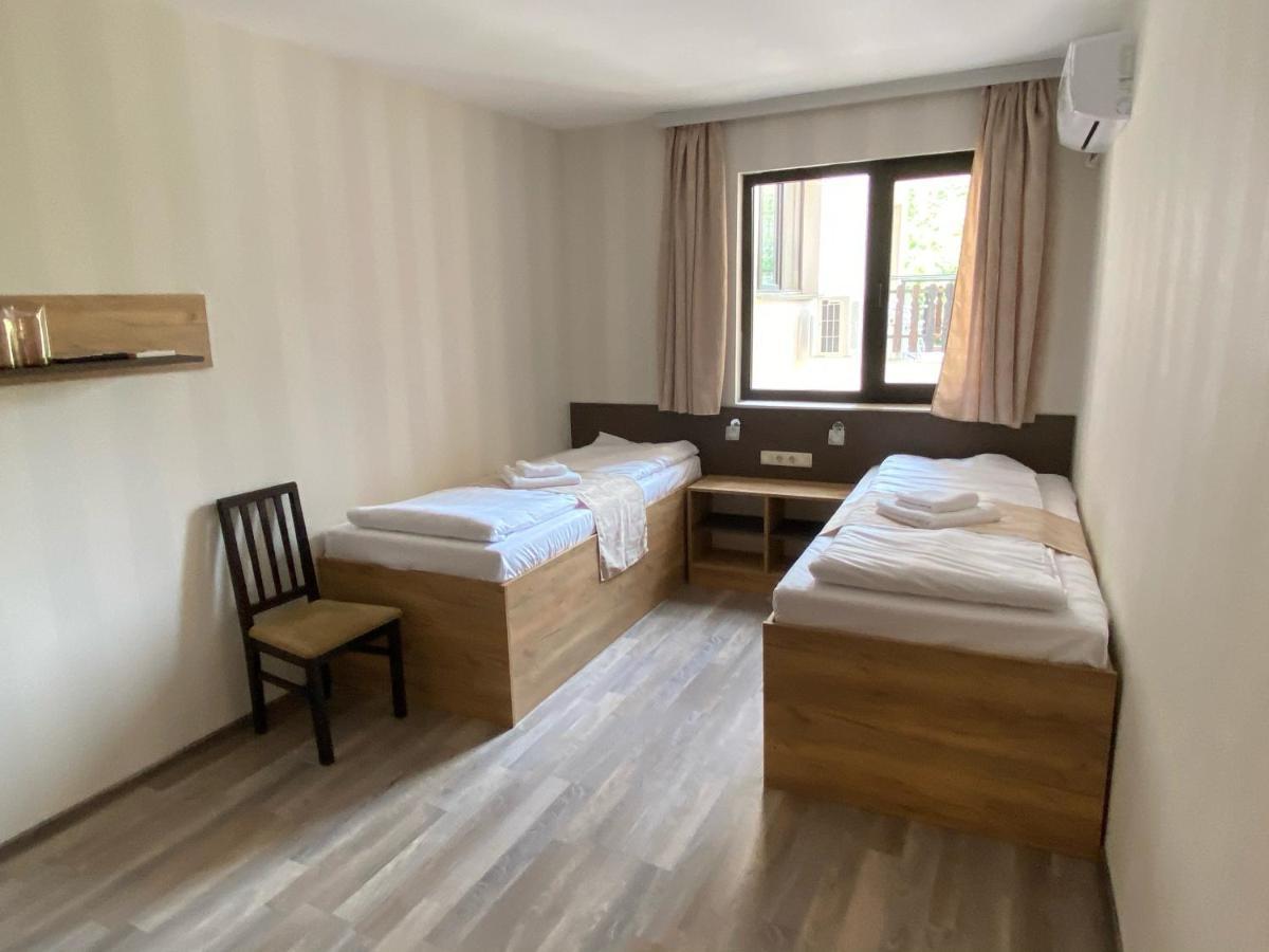 Tryavna Lake Hotel & Spa Esterno foto